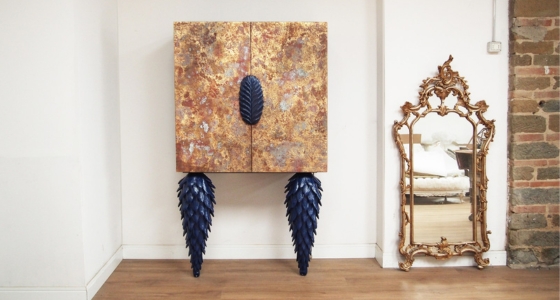 Sea-nthesia Cabinet, disegnato da Marika Tardio e co-creato con Alice Corbetta e Stile Legno, sarà esposto a Homo Faber 2024.